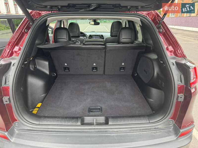 Внедорожник / Кроссовер Jeep Cherokee 2019 в Радомышле фото 16 Внедорожник / Кроссовер Jeep Cherokee 2019 в Радомышле