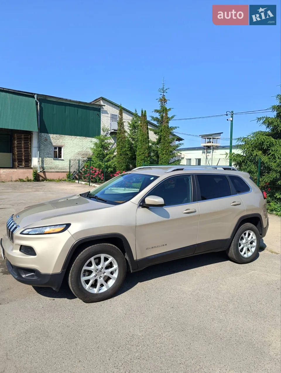 2014 Jeep Cherokee - мініатюра 27
