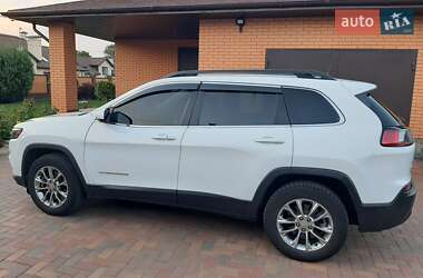 Внедорожник / Кроссовер Jeep Cherokee 2018 в 