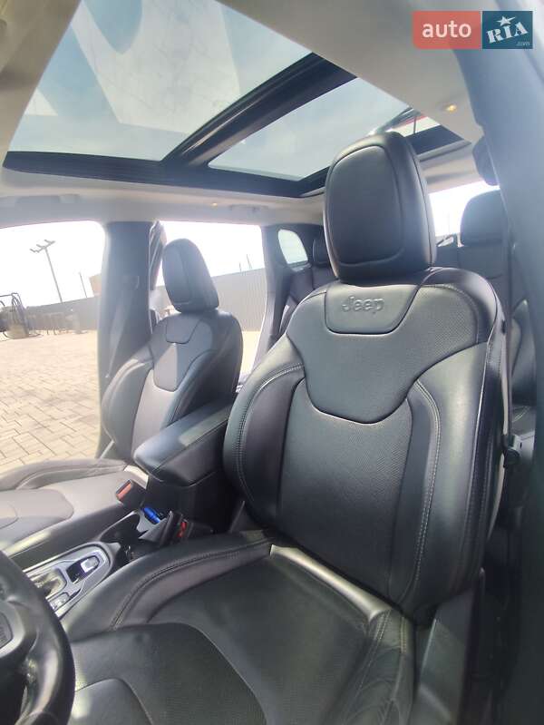 Позашляховик / Кросовер Jeep Cherokee 2020 в Брошневі-Облозі