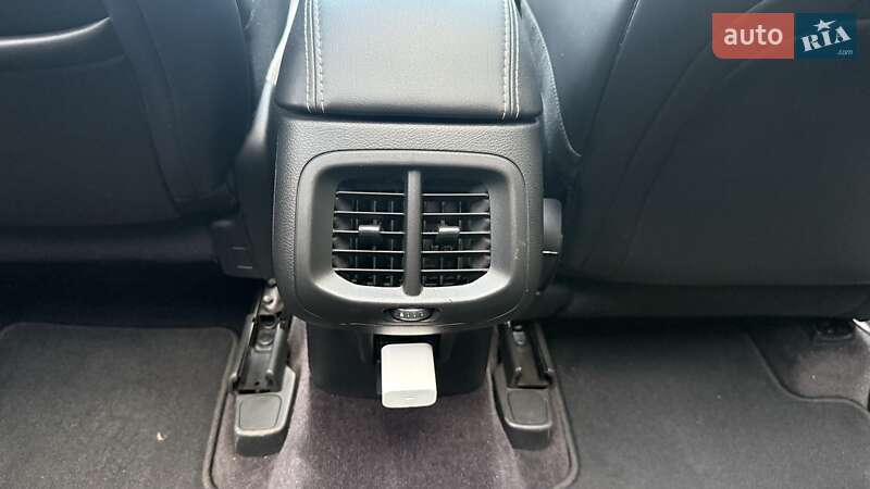 Позашляховик / Кросовер Jeep Cherokee 2016 в Києві