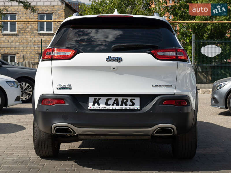 Внедорожник / Кроссовер Jeep Cherokee 2015 в Одессе