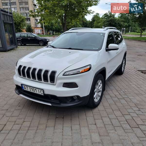 Позашляховик / Кросовер Jeep Cherokee 2016 в Калуші
