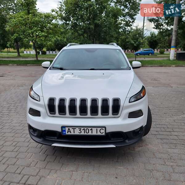 Позашляховик / Кросовер Jeep Cherokee 2016 в Калуші