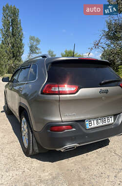 Внедорожник / Кроссовер Jeep Cherokee 2016 в 
