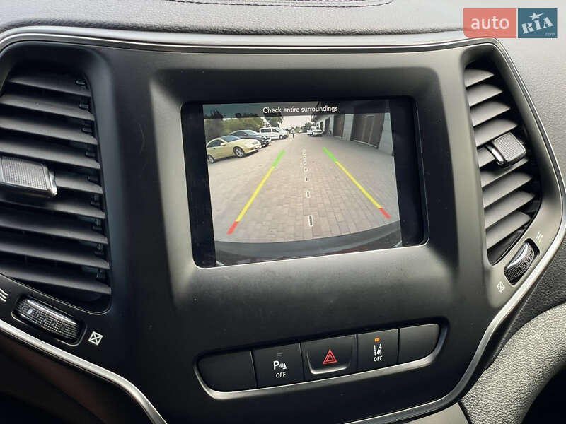 Внедорожник / Кроссовер Jeep Cherokee 2020 в Бердичеве