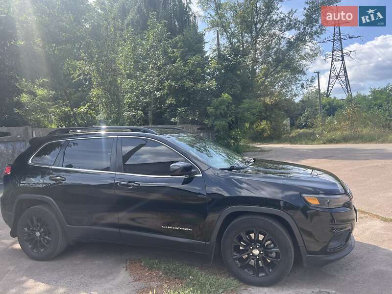 Внедорожник / Кроссовер Jeep Cherokee 2018 в Чернигове фото 5 Внедорожник / Кроссовер Jeep Cherokee 2018 в Чернигове