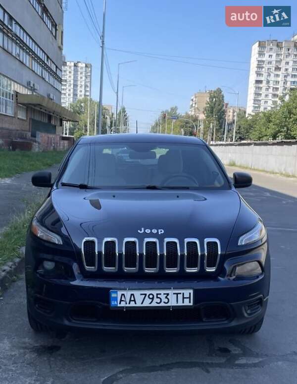 Внедорожник / Кроссовер Jeep Cherokee 2014 в Киеве