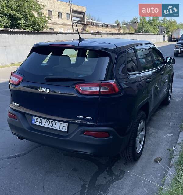 Внедорожник / Кроссовер Jeep Cherokee 2014 в Киеве