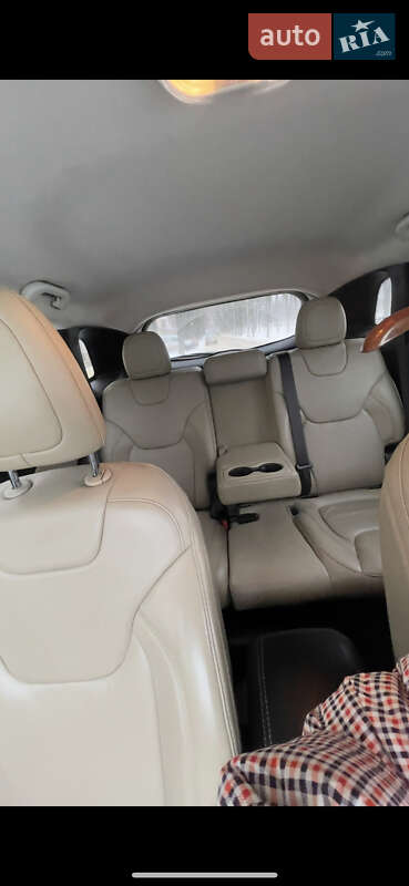 Позашляховик / Кросовер Jeep Cherokee 2016 в Харкові