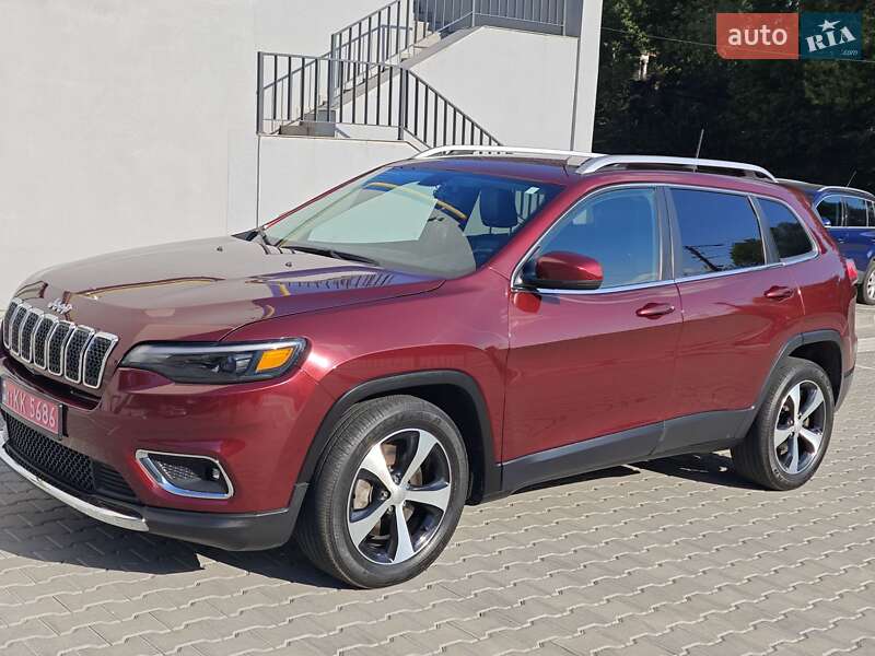 Внедорожник / Кроссовер Jeep Cherokee 2019 в Киеве