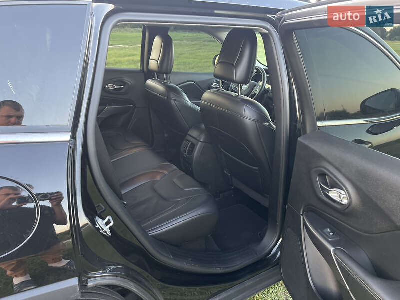 Внедорожник / Кроссовер Jeep Cherokee 2019 в Белой Церкви