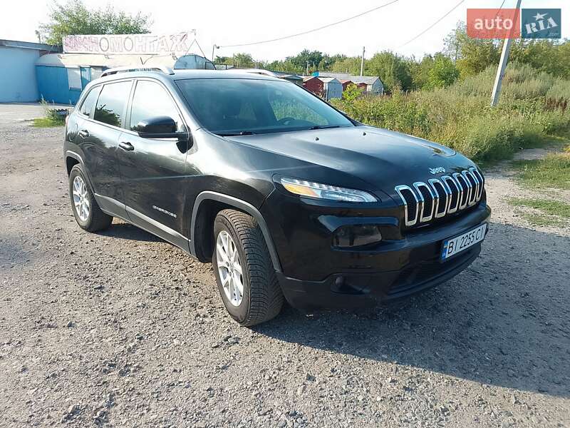 Внедорожник / Кроссовер Jeep Cherokee 2014 в Полтаве