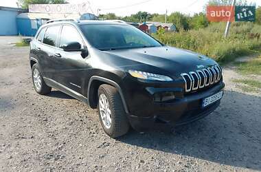 Внедорожник / Кроссовер Jeep Cherokee 2014 в 