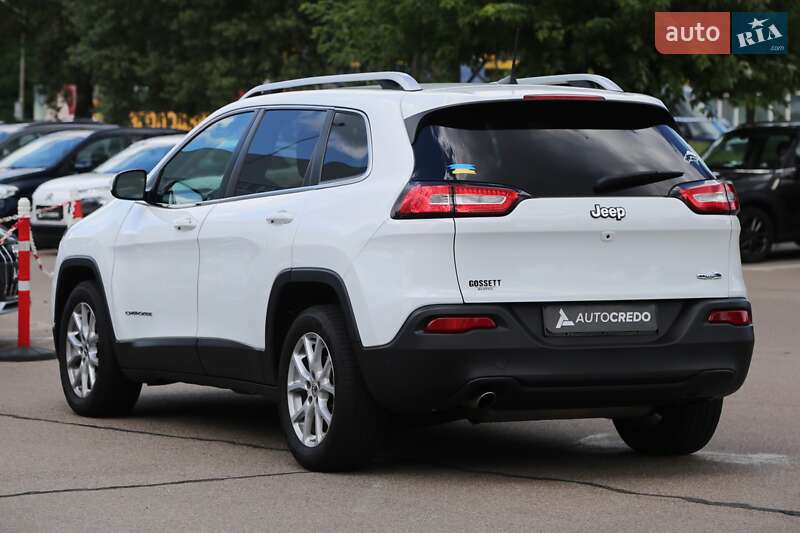 Внедорожник / Кроссовер Jeep Cherokee 2015 в Киеве