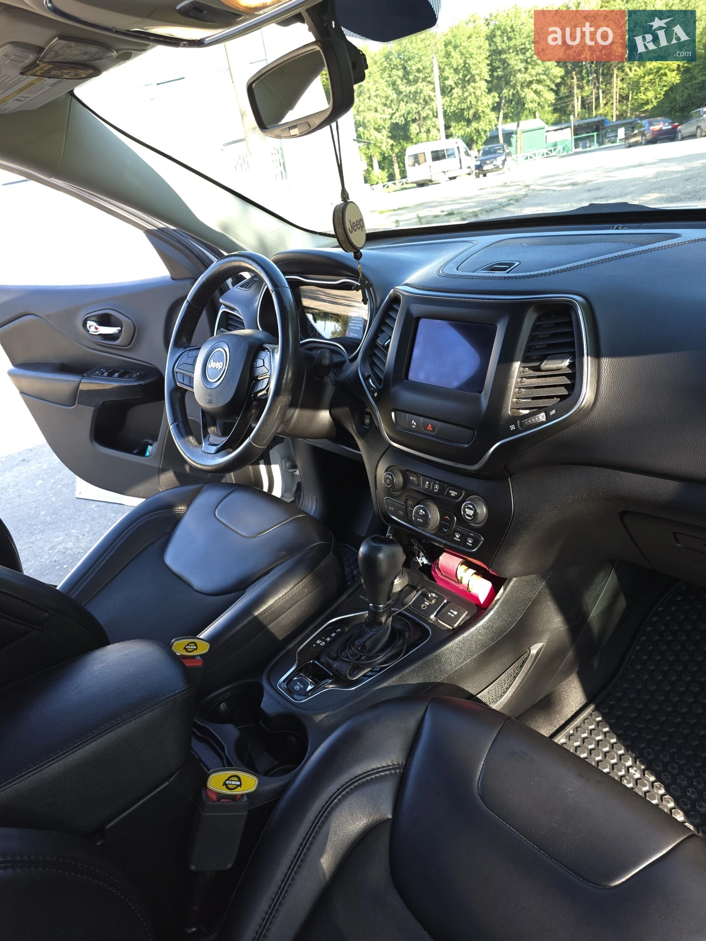 2018 Jeep Cherokee - мініатюра 8