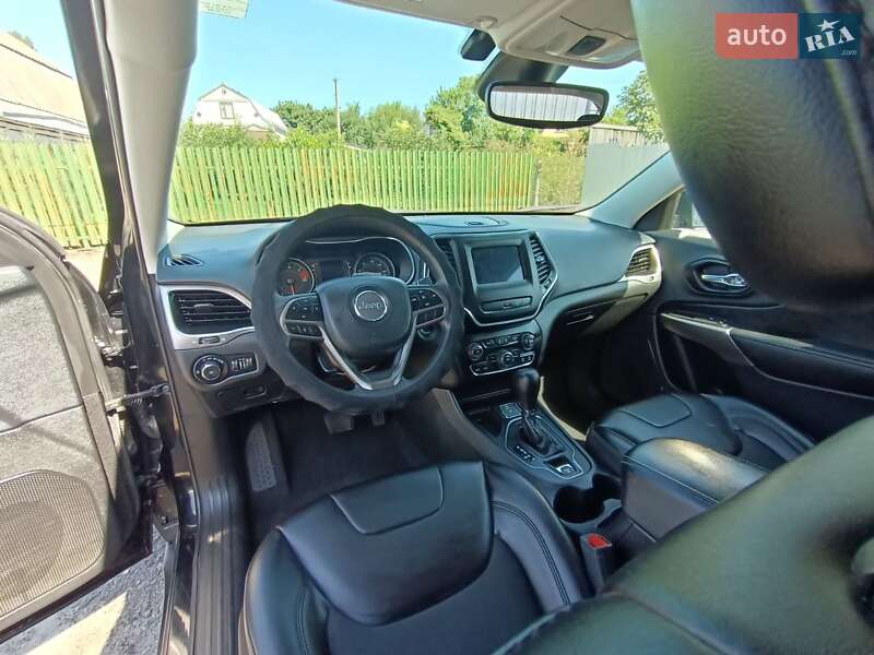 Позашляховик / Кросовер Jeep Cherokee 2020 в Києві