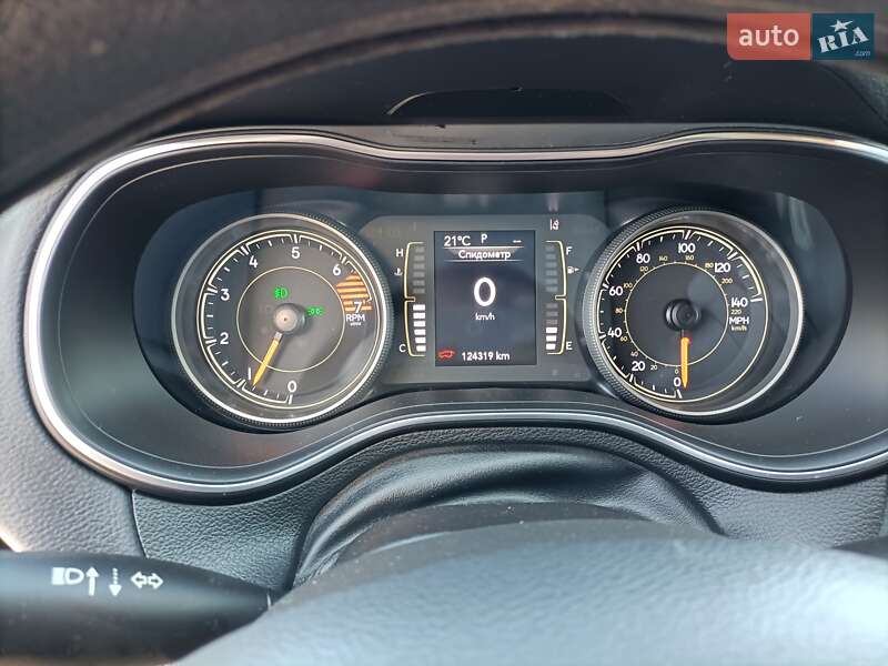 Позашляховик / Кросовер Jeep Cherokee 2020 в Києві