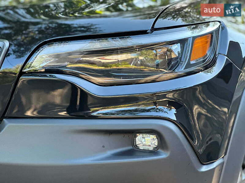 Внедорожник / Кроссовер Jeep Cherokee 2018 в Одессе