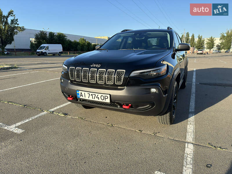 Позашляховик / Кросовер Jeep Cherokee 2019 в Києві