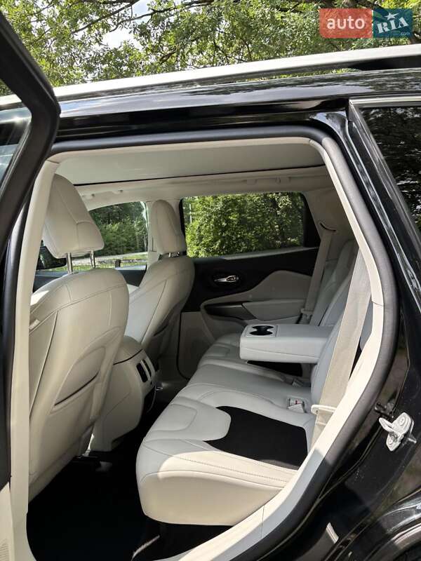 Внедорожник / Кроссовер Jeep Cherokee 2021 в Хотине фото 20 Внедорожник / Кроссовер Jeep Cherokee 2021 в Хотине