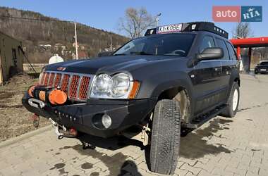 Внедорожник / Кроссовер Jeep Cherokee 2006 в 