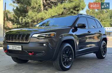 Внедорожник / Кроссовер Jeep Cherokee 2018 в Днепре