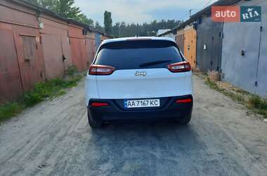 Внедорожник / Кроссовер Jeep Cherokee 2017 в 