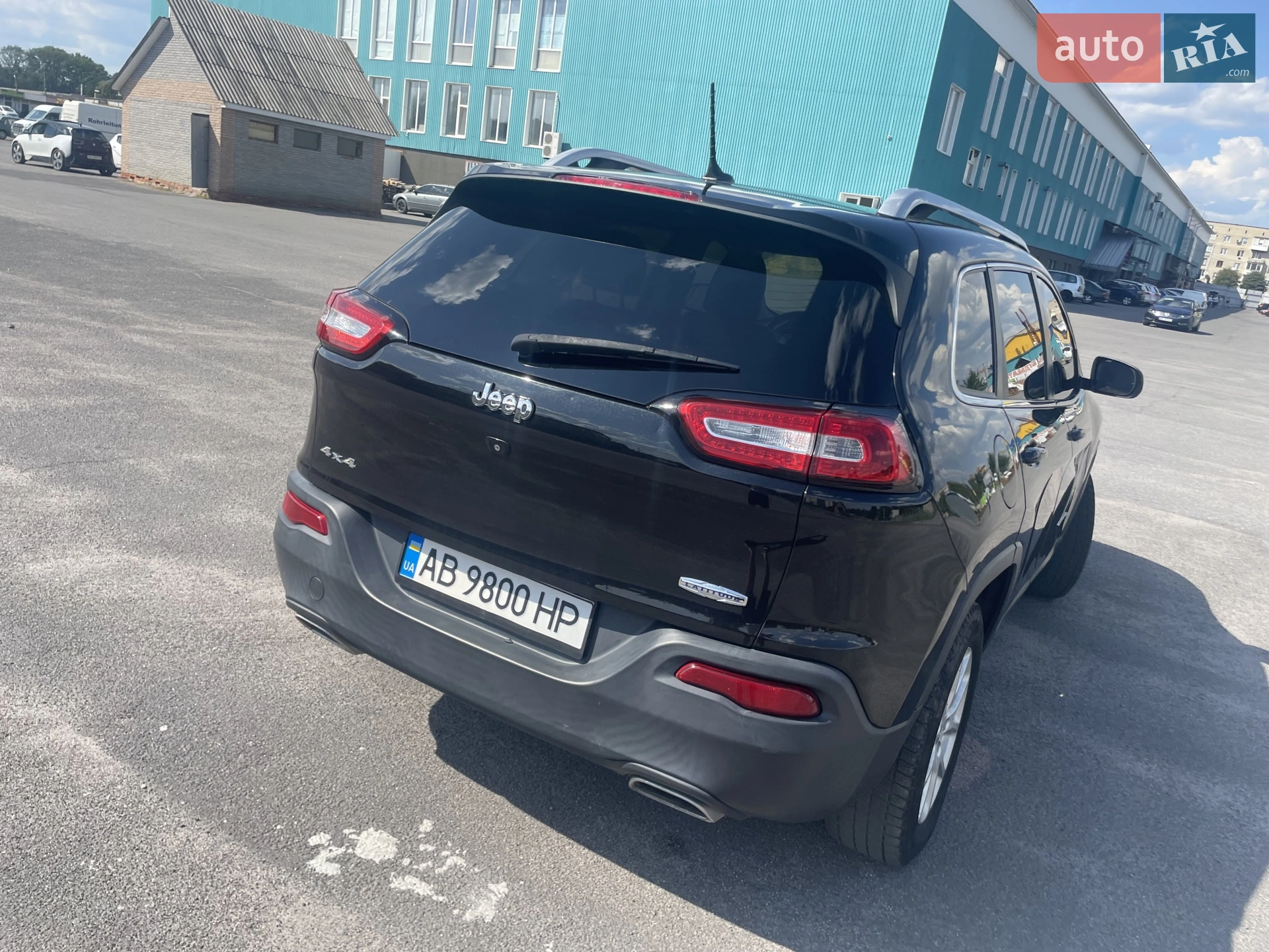 2015 Jeep Cherokee - мініатюра 6