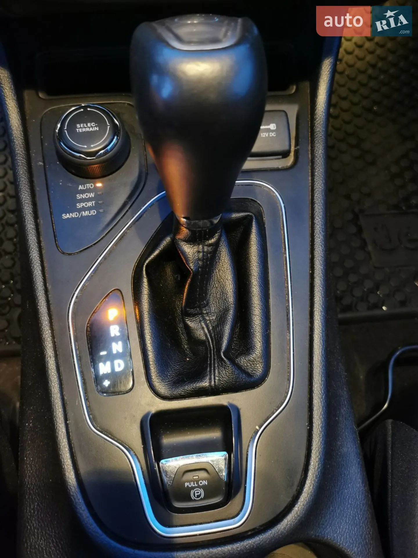 2019 Jeep Cherokee - мініатюра 36