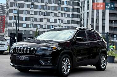 Внедорожник / Кроссовер Jeep Cherokee 2018 в 
