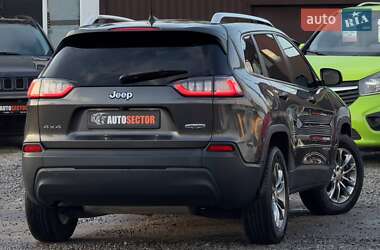 Внедорожник / Кроссовер Jeep Cherokee 2018 в 