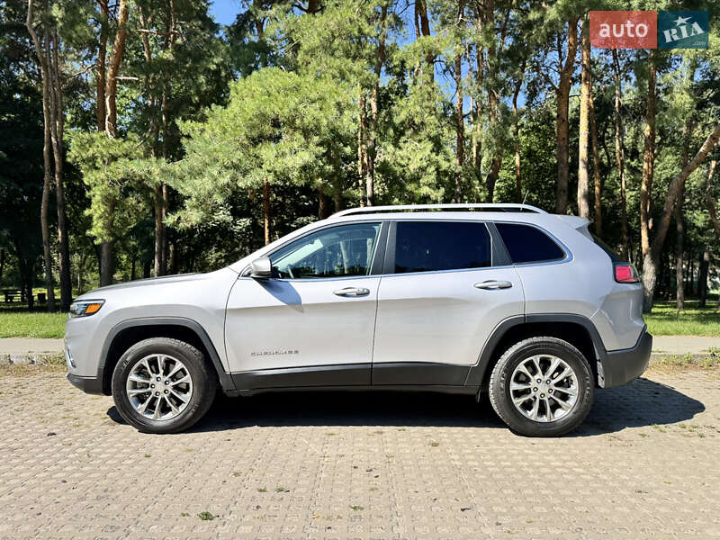 Jeep Cherokee 2020