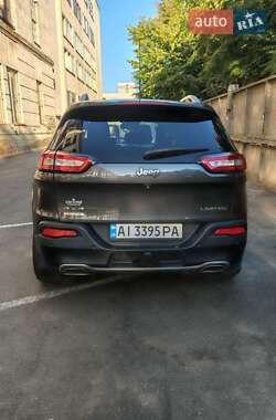 Внедорожник / Кроссовер Jeep Cherokee 2014 в 