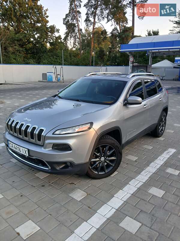 Позашляховик / Кросовер Jeep Cherokee 2016 в Черкасах