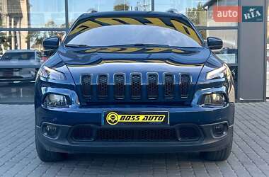 Внедорожник / Кроссовер Jeep Cherokee 2017 в 