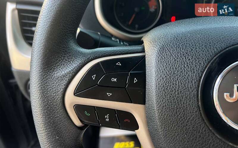 Позашляховик / Кросовер Jeep Cherokee 2017 в Івано-Франківську фото 14 Позашляховик / Кросовер Jeep Cherokee 2017 в Івано-Франківську