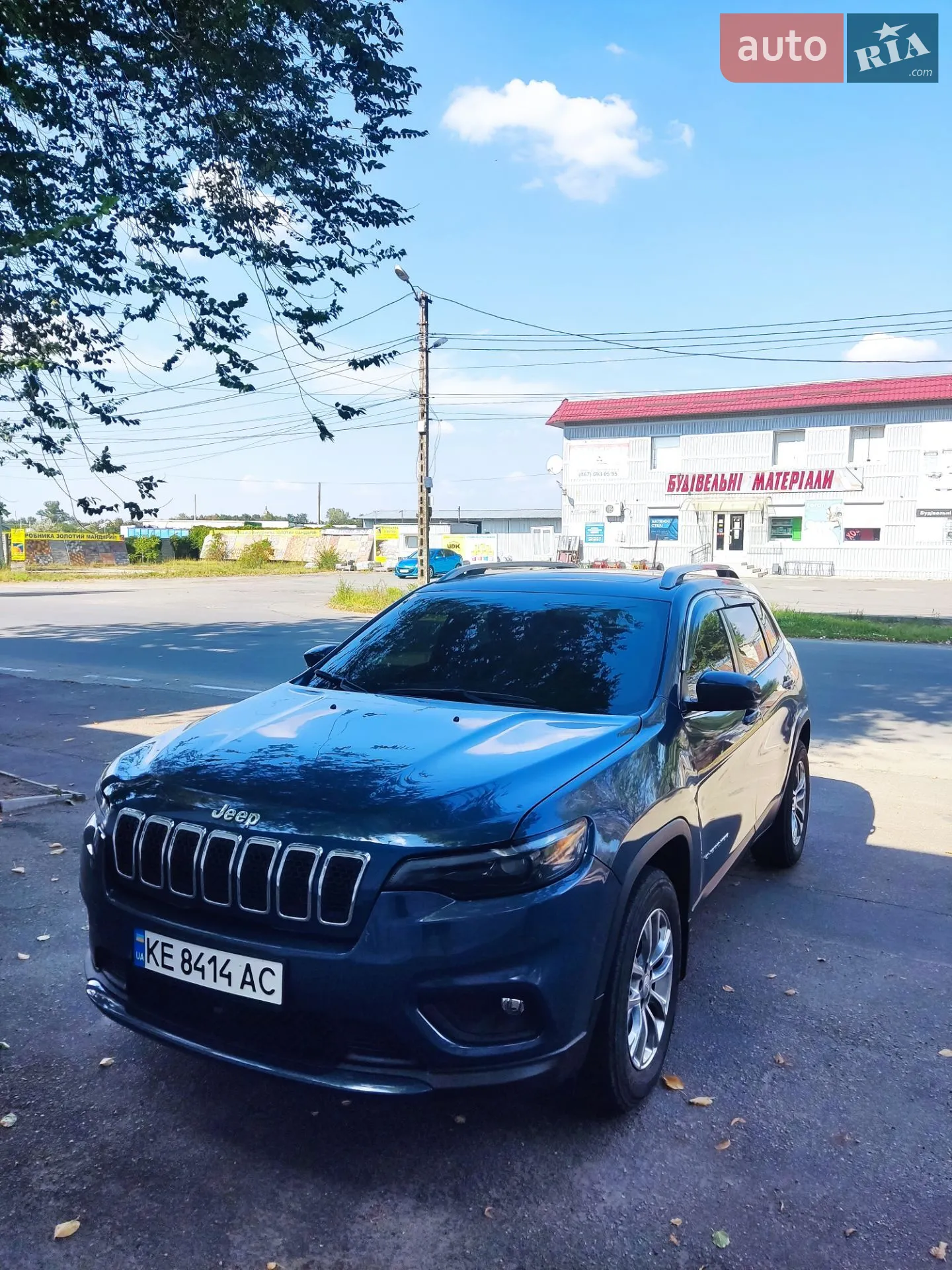 2020 Jeep Cherokee - фото 1
