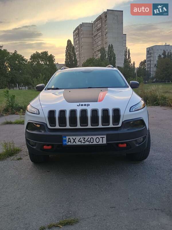 Позашляховик / Кросовер Jeep Cherokee 2015 в Харкові фото 6 Позашляховик / Кросовер Jeep Cherokee 2015 в Харкові