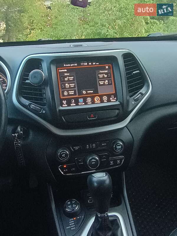 Позашляховик / Кросовер Jeep Cherokee 2015 в Харкові фото 11 Позашляховик / Кросовер Jeep Cherokee 2015 в Харкові