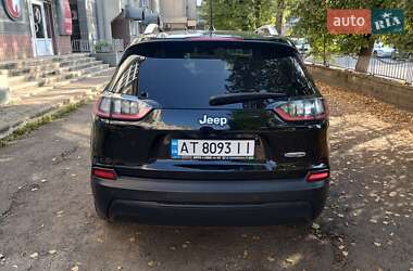 Внедорожник / Кроссовер Jeep Cherokee 2019 в 