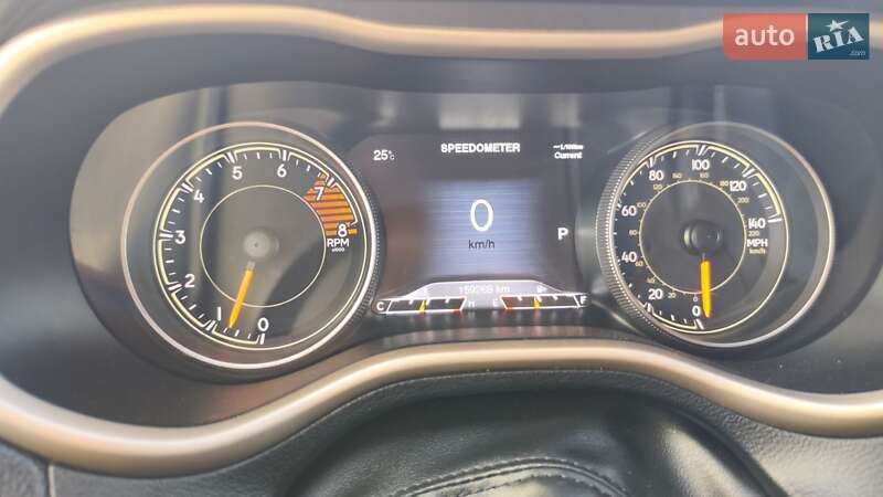 Позашляховик / Кросовер Jeep Cherokee 2016 в Сарнах