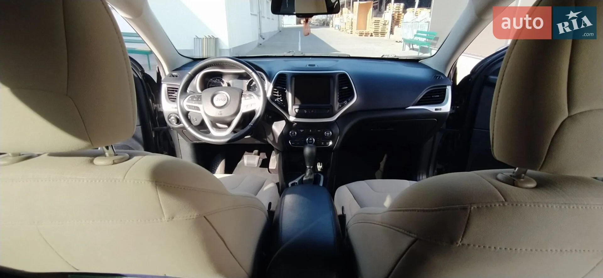 2016 Jeep Cherokee - мініатюра 5