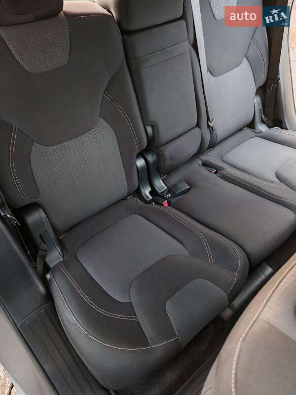 Внедорожник / Кроссовер Jeep Cherokee 2015 в Прилуках