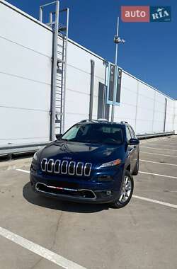Внедорожник / Кроссовер Jeep Cherokee 2018 в 