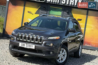 Внедорожник / Кроссовер Jeep Cherokee 2014 в 