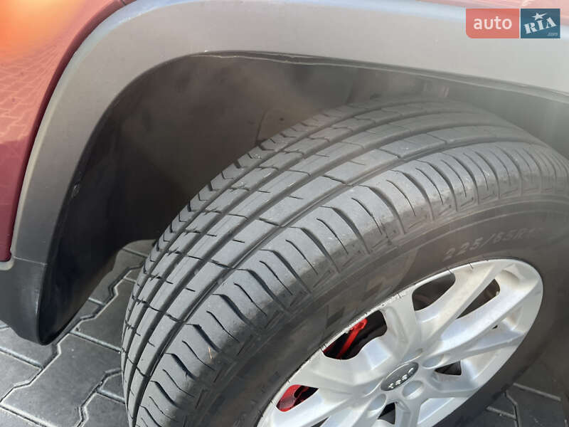 Позашляховик / Кросовер Jeep Cherokee 2015 в Одесі