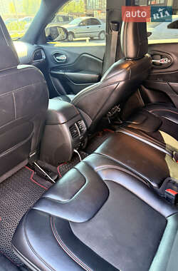 Внедорожник / Кроссовер Jeep Cherokee 2018 в Чернигове