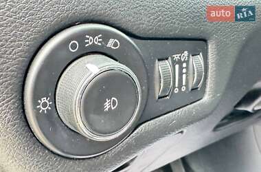 Внедорожник / Кроссовер Jeep Cherokee 2014 в 