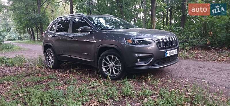 Внедорожник / Кроссовер Jeep Cherokee 2018 в Харькове